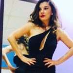 Irem Altug Instagram - Teşekkürler @neslisahyilmazz @barruslondon 💋❤️