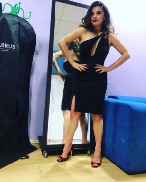 Irem Altug Instagram - Teşekkürler @neslisahyilmazz @barruslondon 💋❤️