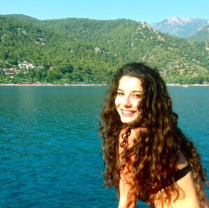 Irem Altug Instagram - Şöyle bir #tbt yapalım da, ortamımız şenlensin. 🏝#ölüdeniz