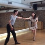 Irem Altug Instagram – Swing yapmak için harika bir cuma değil mi acaba? 🤩💃 @swingistanbul #Swing #swingistanbul #dance #cuma #iremaltuğ #dans #lindyhop #istanbul @uguraltoun
