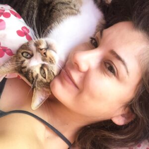Irem Altug Instagram - Yakında derneğimiz kuruluyor 😻@project_petgang #birpatiçetesi 😻😻😻😻😻😻😻😻😻😻❤️