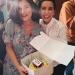 Irem Altug Instagram – Bir yaşıma daha sette girdim,  @cukurdizi ekibine tüm güzel ve içten dilekleri için teşekkür ederim. ❤️🎉😘 iyi ki varsınız 🎊❤️😻
