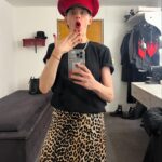 Irene Azuela Instagram - Oh, se acerca el estreno… pero los moretones para ese día serán cosa del pasado.