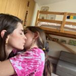 Irene Azuela Instagram - Marzo de tanto. Sentirme homesick en mi propia casa, un estreno espectacular, maratón de funciones, besos a mi persona favorita, video llamadas, días de apapacho, teamback con mis hermanos, paseos obligados con perrita eléctrica. Aprender finalmente la importancia de dormir…
