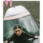 Irene Azuela Instagram - ISSUE 11 – IRENE AZUELA   La actriz mexicana comparte su enfoque hacia la actuación teatral, revelando cómo compagina las exigencias del escenario con su papel como madre.   Lee la historia completa en nuestro link en bio.   #IreneAzuela usando aretes Tiffany HardWear: @tiffanyandco, total look @chanelofficial.   Range Rover Evoque @landrovermx @landrover   Talento: @ireneazuela Editora: @sarahgorereeves Fotografía: @karlalisker Maquillaje: @robbielikemargot con productos de @maccosmetics Pelo: @ernestovargas_hair con productos de @redkenpro Vídeo: @rodolfohadad @pentafilmsmx Asistente De Fotografía: @javiprez_ Asistentes De Styling: @danzpda @gaby_vilchiss Locación: @arenaeladobe   #Issue11 #IreneAzuela #Moda #Milenio #RangeRover #Chanel #Tiffanyandco #Fashion