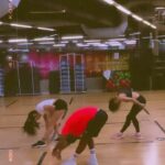 Irene Junquera Instagram - Oye, @diegotorres_team que yo sé que hay que tener vacaciones y todo eso pero no se puede parar de bailar y querer ser feliz 🤪 (Y tú, @yosoymamifit también deberías volver)