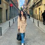 Irene Junquera Instagram – El cielo de Madrid. 
¿Cómo que qué cielo? 
➡️ desliza
ESTE cielo (limpio) de Madrid ❤️