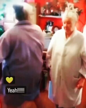 Irene Montalà Instagram - 35 años de luz. Que nos sigas alumbrando. Feliz cumple @blanca_suarez Contigo por siempre. Te quiero amiga❤️