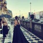 Irene Montalà Instagram – Ayer fue una noche muy especial. Reencuentros muy esperados y sobre todo una noche para celebrar. Gracias @sansebastianfes . Y gracias @hispanitasshoes por acompañarme. Jamás he llevado unos tacones más cómodos en mi vida❤️ #hispanitasmadeinspain #festivalsansebastian  #redcarpet #cine #cinema