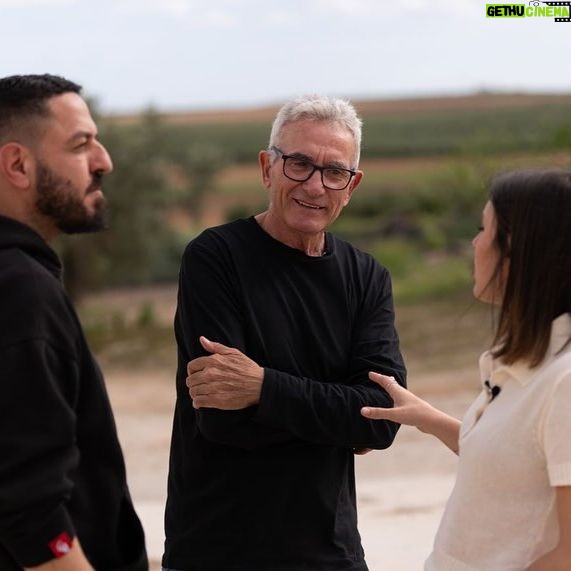 Irene Montero Instagram - Marinaleda es un pueblo valiente, que ha conquistado luchando el bienestar de su gente y que demuestra cada día que sí se puede. Defenderemos con vosotras y vosotros El Humoso y cada conquista popular. Gracias Juan Manuel por tu ejemplo de paz y dignidad