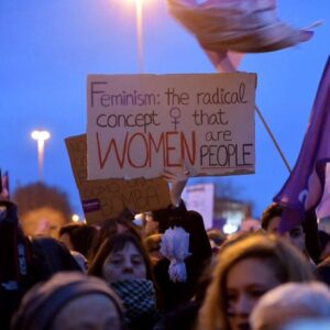 Irene Montero Instagram - Frente a su reacción nuestra lucha y la de todas las mujeres✊💜
#8M2024