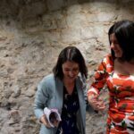 Irene Montero Instagram - Con la @carlavalld y Patry Centeno hacemos un buen equipo y ayer compartimos una bonita tarde y una mejor noche juntas 🔥💜 Presentación de “A la foguera”, de Carla Vall