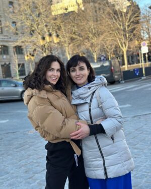 Irina Antonenko Instagram - This has been the most amazing trip to Paris in my life. I spent valuable time with my parents 🥹
Miss you so much and hopefully I can see you again soon ❤️‍🔥!!! 
#familytime #happydaughter