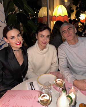 Irina Antonenko Instagram - This has been the most amazing trip to Paris in my life. I spent valuable time with my parents 🥹
Miss you so much and hopefully I can see you again soon ❤️‍🔥!!! 
#familytime #happydaughter