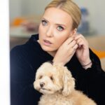 Irina Myagkova Instagram - Я придумала свои номинации 2023 года, в карусели по фоткам соответственно: 1. Любимое фото 2023 бай @valentin_blokh 2. Самая любимая фотосессия 2023 с богом фото @valentin_blokh и богиней вкуса @alisaboha для @monochrome_you 3. Самый любимый образ 2023 с королевой мейка @elvirariabtseva_makeup и королевой стиля @_pineappleari_ 4. Самая лучшая собака 2023 и навсегда🩵 5. Самый лучший др 2023 бай @bigbird.events и @galichida 🌸 6. Самая лучшая детка 2023 я скоро приеду @svetapogodina 7. Дуэт года 2023 @migelshow 🤟🏽🩷 8. Самые удобные сапоги, просто кайфую с них😂 реально💁🏼‍♀️ 9. Концерт года, вы его увидите в феврале. Но я сильно старалась. Всех с наступающим! Пойду резать крабовый😎