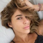 Irmak Ünal Instagram - Just me and rare without mascara… 😇 I really love to be able to wake up every morning and I m also very grateful I have a passion about being alive in this spacesuit. I m happy that I still have certain things that excite me like I m a teenager…😄With all my crazy ideas… and moments…. I m grateful I m surrounded by people who accept me just the way i am. ✨❤️🧜🏼‍♀️