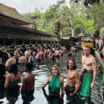 Irmak Ünal Instagram - We have the best of both worlds and we are aware. To this beautiful, amazing and miraculous island that we call Home… thank you. #grateful #blissed #thankful #purification #tirtaempul @tirtaempultemple