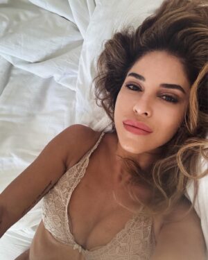Irmak Ünal Instagram - Lazy Saturday thoughts … ❣️life’s detours lead us to the most beautiful destinations almost always. You will thank the closed doors cause they often veil themselves as guardians, shielding us from paths not meant for our journey, revealing their blessings in disguise. #certainty #blessings #gratitude