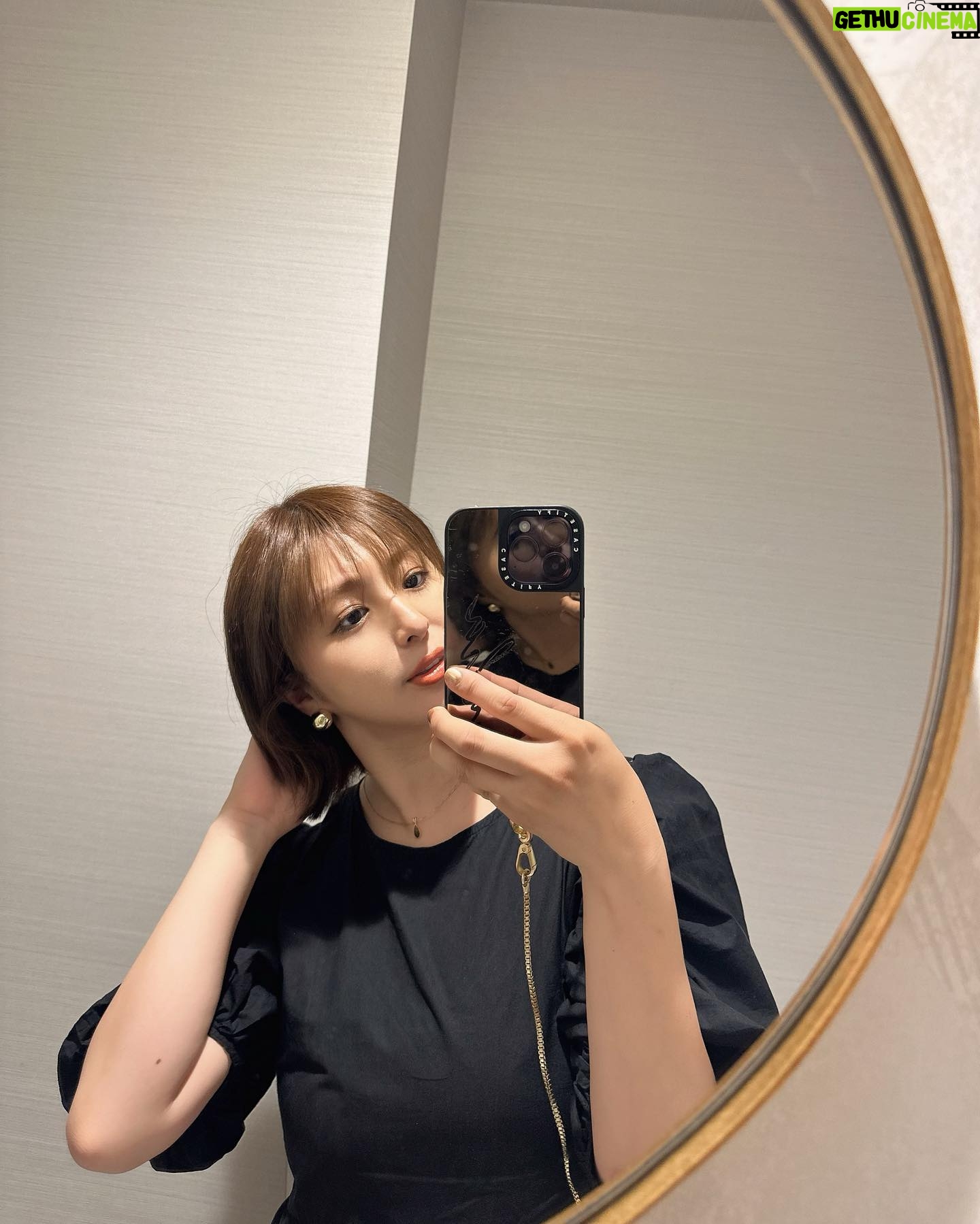 Iroha Yanagi - 673 Likes - 🍊🍊🍊
出産前のイメチェン𓈒𓂂𓏸⸝⸝
カラーをここまで明るくしたの
久しぶりだな〜
表情明るくなったような気がする💛
長さもまた短くしてもらって
髪質改善トリートメントも🚿🫧
@jinstaglam
ありがとうございます✂︎✨