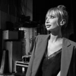 Iryna Soponaru Instagram – Такі протилежні відчуття. Задоволення від процесу роботи і сум від новин….
Mood swings протягом вихідних 
Mood swings протягом двох років
Іноді здається наче живу в паралельній реальності 💔💔💔
А тим часом наступила весна🌷🌞
Обіймаю вас, мої любі фолловерс, і бажаю теплого настрою🫂
Чи є у вас якісь ритуали та заняття, які ви робите навесні? Щось що заряджає та дарує віру в краще?
Photo by @marta_adamchuk 
Make by @dashawonder_
Hair @lena.kliuchnyk