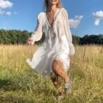 Iryna Soponaru Instagram - Це я біжу назустріч весні🤍🤍🤍 Як вам погодка фолловерс? Лайк якщо лайк😉