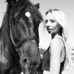 Iryna Soponaru Instagram – І тут мала би бути гарна цитата, про свободу та прагнення…
Але натомість скажу: …ВСЕ КРАЩЕ ПОПЕРЕДУ… I can feel it 🩷
