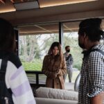 Isabel Burr Instagram - El viernes 10 de febrero, se estrena un proyecto muy especial!! 🫶🏼🎞🫶🏼 EL COLAPSO!!! Son episodios de 20 minutos que te hacen cuestionar todas tus decisiones! No te lo pierdas por @vixplus Nunca imaginaste ver el fin del mundo así. #elcolapso