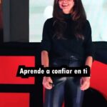 Isabel Burr Instagram - Un poquito de Ted ♥️ aquí les dejo el link por si la quieren ver completa les dejo el link en mi bio.