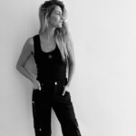 Isabel Figueira Instagram - Bom dia ☀️ Black and white 📸 @fracominaportugal @ascoisaspelonome #fracomomina #naturalmood #fashionclothes #fracomina_official