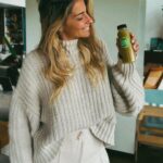 Isabel Figueira Instagram – Bom dia ☀️ 

Adoro fazer este detox porque finalmente consegui atingir os meus objetivos. Sinto o meu corpo limpo e com uma energia totalmente renovada. Não é nenhuma #PUB é mesmo dar a conhecer um DETOX de confiança que ajuda na limpeza e revitalização do nosso corpo.
Cuidem de vocês ❤️
Bom fim de semana 💫

@eat.lovefood ✨✨✨