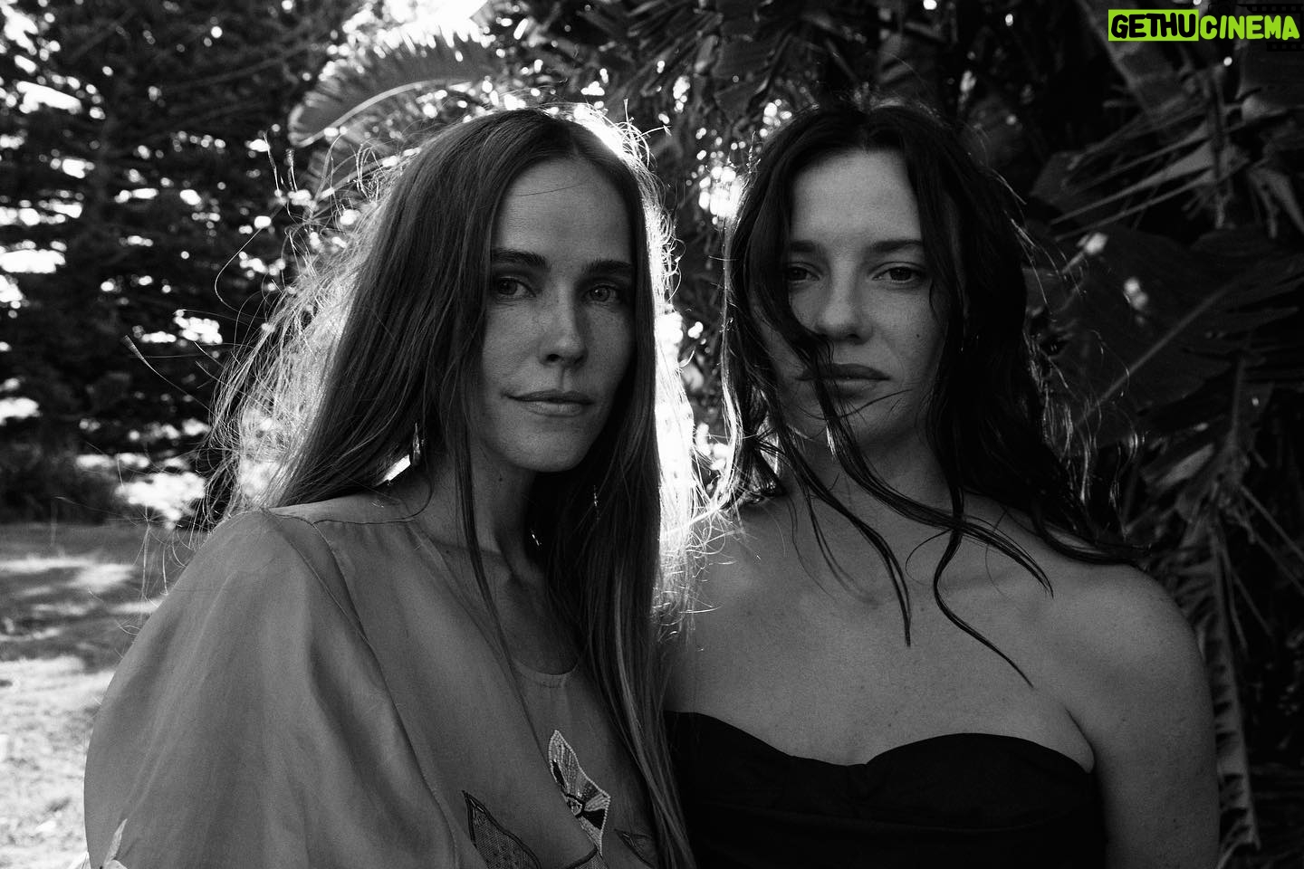 Isabel Lucas Instagram - Lunacy film premiere and installation experience, captured by @sam_m_armstrong. Available to stream @AppleTV @AmazonPrime @GooglePlay May 6 2024. π @danielaskill, @jamiehilton1 @collider__ @stefanduscio @lorinaskill @gregorystern @wellllucy @jordanaskill @michaelaskill @andreweditor π @hunterpage @lily_sullivan @hi_its_bobbi @kirinjcallinan @____priscilla @jamiesontrevor @alemais.official βοΈβοΈ