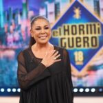 Isabel Pantoja Instagram - Hoy inauguramos la temporada 18 con nuestra madrina de lujo, ¡@isabel_pantoja_martin! #isabelpantoja #temporada18 #inauguración #pantoja #madrina #elhormiguero #PantojaEH