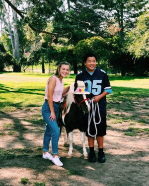 Isabella Alexander Instagram - SEASON 5 OF @freshofftheboatabc !!!! Thank you to the amazing producers of the show and @abcnetwork for giving us another go around. I can’t wait to be back with some of the best cast and crew in the industry! #FOTB