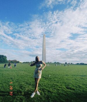 Isabella Alexander Instagram - happy to be here
