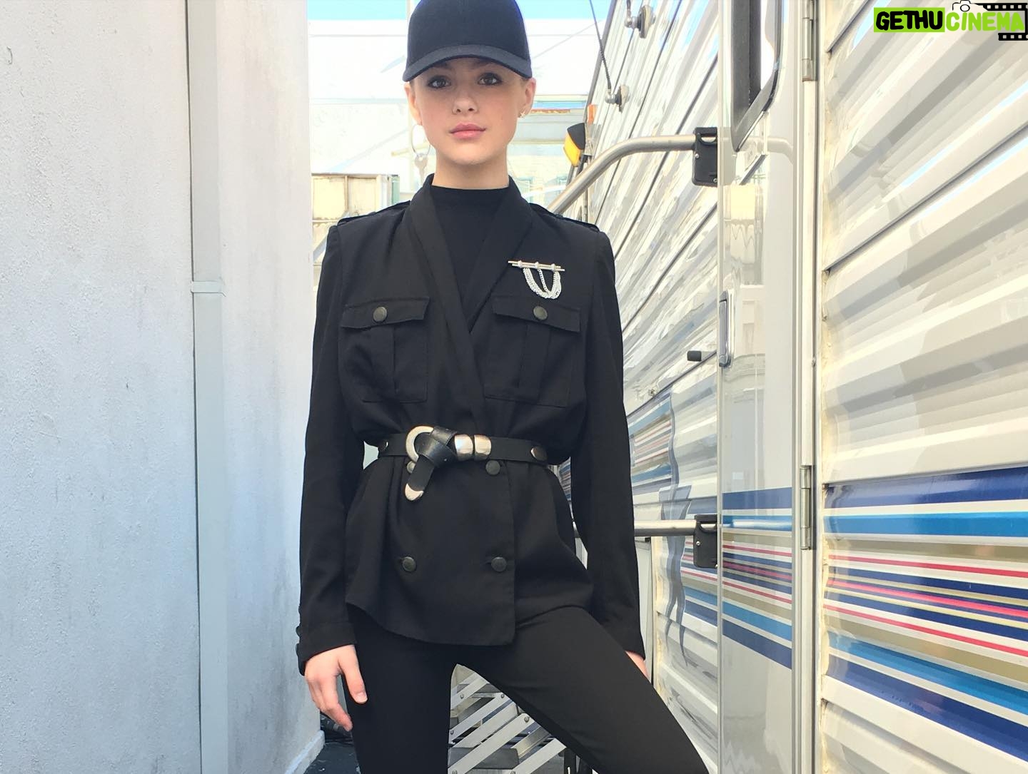Isabella Alexander - 4.9K Likes - “And that’s a wrap!” Throughout the seasons I worked on @freshofftheboatabc I heard those words, but this time they’re final. The amount of knowledge I’ve gained, the relationships I’ve built, the memories I’ve made, and the love I’ve gained for the art of acting is so immense. I feel forever grateful to have been given such an amazing opportunity in life. To my forever set family, I love you guys. Your talent and free spirits were amazing. Saying goodbye to the BEST show. #FreshOfftheBoat #alison #edison #ABC 🛳💛 @chelseycrisp @purpledga @markus_d @colleenisfunny @bigwiggy2000 @margaret.dempsey.9277 @mzangelyna