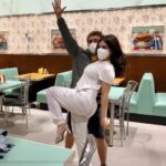 Isabella G贸mez Instagram – Carmen鈥檚 first day in 1980 something Jenkintown is tonight on @thegoldbergsabc #BTS 馃槣馃挍