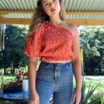 Isabelle Cornish Instagram - Gotta always look on the bright side of life 🌈