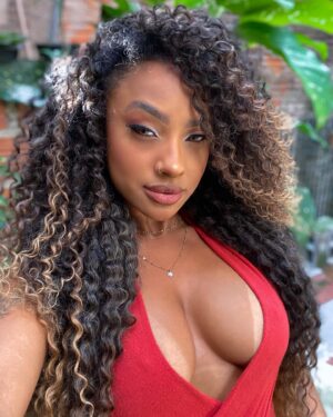 Isadora Salles Instagram - 25.07 🤎 Dia Internacional da mulher negra, latino-americana e caribenha