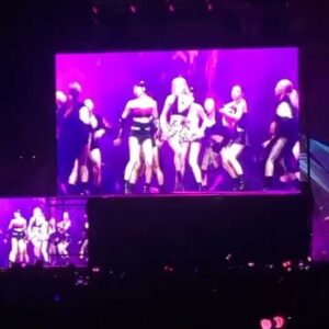 Isak Woo Instagram - Black Pink in your Area🖤💖 
In bangkok 🇹🇭 Next up Hong Kong! Let's go!!

#blackpink #bangkok #worldtour