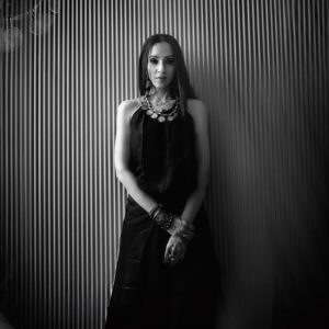 Ishita Arun Instagram - Insta glitch took me back to black!
.
.
.
.
.
.
.
.
.
.
.
.
.
.
.
.
.
.
.
.
.
.
.
.
.
.
.
.
.
.
.
.
.
.
.
.
.
.
.
.
.
.
.
.
.
.
.
.
.
.
.
.
@smitten_makeuphair @hairstylistgeeta36 
.
.
.
.
.
.
#monochrome #instagram #instagramglitch #black #blsckandwhite #classic #beauty #elegance #vintage #fyp #instafeed #fyp #foryoupage #explore #exploremore #ishittaarun