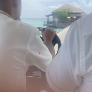 Ishwarya Ravichandran Instagram - My dreamy place @joalimaldives 😍🌊🐚🛥️💃🏻
.
.
.
#surprise#maldives #enjoylife #positivity