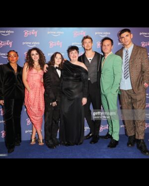 Isis Hainsworth Instagram - 🕊🦆🐓🦉🦜🦢
Stylist- @bethfenton_ 
Makeup- @emilywoodmakeup 
Hair- @sharonrobinsonhair 

See Catherine Called Birdy in cinemas September 23rd and on Prime Video October 7th💗
#catherinecalledbirdy #primevideo 
(thankful for getty images and dresses with pockets)