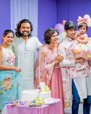 Iswarya Prabakar Instagram - •••• 1 year with KALKI ••••
This was the fastest at the same time slowest year of my life 💞 
There were moments which I wish I could freeze & replay forever & moments which I so badly wanted to push forward (all new parents can relate)
•••KALKI my love I ain’t gonna be diplomatic & say “Thank you for choosing us as your parents” 
YOU for sure tested us to our max 🤪 but brought the best out of us!
YOU tested our limits & made us build better !
I never knew I had this much potential & could accomplish these many tasks all at once..
YOU for sure made our lives more colorful like the rainbow 🌈(hence the rainbow 1st birthday theme) & get ready for one Joyful ✨ Fun filled ✨ Crazy ride called Life with US…
You will fall & get back up again in life  just like how you are practicing walking now….but always remember Amma Appa got your back 🤗🥰….
Cheers to the truck load of memories 🥂 and million trucks more to come..!!!!
LOVE YOU KALKI PRAYA 🌈✨💞
•
Birthday moments beautifully captured by @cocoonmedia.us @photokkari ✨