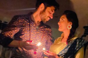 Iswarya Prabakar Instagram - HAPPY 7years of MARRIAGE to US 😇🥰👩🏻‍❤️‍💋‍👨🏻👩🏻‍❤️‍👨🏻
•
22.02.2022
Such a special date which remains the same even if you read it backwards…..
Same way connecting the dots backwards @pranessh_kannappan_pk you are the best thing that happened to me..!!
No doubt our life has been a Hurricane 🌀 but somehow we managed to get to the eye of the hurricane and now all I’m feeling is a breeze of love 🥰…
•
Wanted to say more of my LOVE to you…but it’s feeding time for KALKI #babyk so let’s talk when changing diapers 😅🤗😘
#newparentslife #ilovemylife #livethemoment #thebest