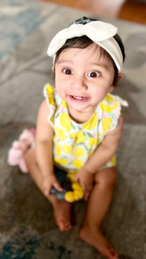 Iswarya Prabakar Instagram - When life hands you lemon 🍋 make a cute dress out of it - #kalki #swag #babyk 
•
Wait till the END for that #janakivoice 🥰🤣....!!!!!!!!!!!
•
#cutebaby #8monthsold #iceicebaby #lemondress #patpatclothing #babydress #babydressup #babyreels #instagram #instacute #mademyday #spreadingloveandlight