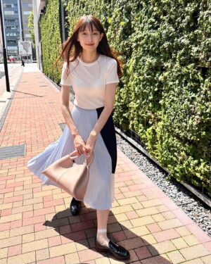 Ito Ohno Instagram - お気に入りのポレーヌのバッグと一緒に🌷
#私服