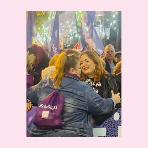 Itziar Castro Instagram - Nos queremos vivas. Vivas y unidas. Vivas y Libres. Vivas e Iguales. Sororidad. Si nos tocan a una nos tocan a todas. Ni una más. Ni una menos. Se acabó! 💪🏼💜

#25N #DíaInternacionalContraLaViolenciaDeGénero #DíaMundialContralaViolenciaDeGénero #DíaMundialContraLaViolenciaMachista #DíaInternacionalContraLaViolenciaMachista #SeAcabó #NiUnaMás #NiUnaMenos #Sororidad #NosQueremosVivas #VivasYUnidas #VivasYLibres #itziar #itziarcastro #itziarcastrovisavis #irenemontero #botigarcia #victoriarosell #angelagonzalezpam #isaserra #sororidad #lobbas #sólosíessí #NoEstamosTodas #NoEstamosTodasFaltanLasAsesinadas