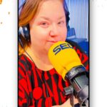 Itziar Castro Instagram - Ha sido un placer CANCANEAR este verano en @avivir de @la_ser Nos hemos reído, compartido, criticado, hemos queerizado las ondas, y todo ello en muy buena compañía! Con la capitana @lululancho y el resto de la troupe @pintamonas @barbaraayuso @guillermoalonso_ @carlescuevas y @palomarando El final del verano 🍻 #radio #programaderadio #cancaneo #cadenaser #humor #colaboradora #itziar #itziarcastro #itziarcastrovisavis #laser #actress #actriz #nomakeupselfie #sinmaquillaje #natural