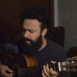 Iva Domingues Instagram – Sabem aqueles vozes que não conseguimos parar de ouvir? Aconteceu-me hoje quando ouvi o Stefano pela primeira vez . Esta é a versão mais bonita que ouvi da música original da cantora brasileira Joana 
“ Tô Fazendo Falta “ e fiz questão de partilhar .
Uma pérola @stefanomota ! 👏🏻👏🏻