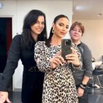 Iva Domingues Instagram - Muitas noites a dormir à pressa. Muitas madrugadas com papos e olheiras… Muitos “ Bom dia !” Muita dedicação, muita entrega, muitas gargalhadas, muita alegria, muitas arrelias, muito trabalho de equipa, muita aprendizagem. Sobretudo isso. Uma grande aprendizagem. Sobre mim, e aquilo de que sou capaz. Sobre os outros, e aquilo de que são capazes. Sobre resiliência, resistência, sobre abnegação, sobre não desistir, sobre cair e levantar … sobre gratidão . E não é isto a vida ? :) Obrigada a todas e a todos que fizeram o “Esta Manhã” acontecer, todas as manhãs, durante mais de 3 anos ! A todas e a todos, e especialmente a vocês que estiveram desse lado do ecrã connosco, o meu mais sincero OBRIGADA . ♥️ Que viagem! Até já …
